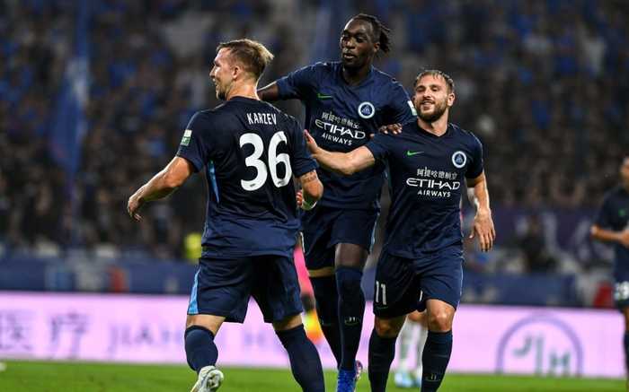 中超：申花1-2遭6轮不胜 送新鹏城近6轮首胜 杨泽翔送大礼